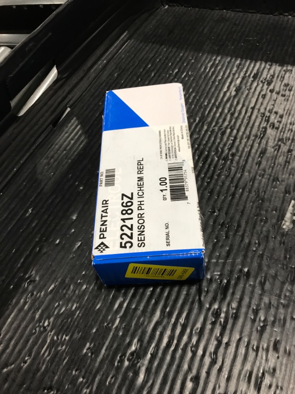 Photo 1 of Pentair Durable Easy to Clean Plastic Standard Probe Replacement for IntelliChem Chemical Control Systems Water pH Sensor, Black