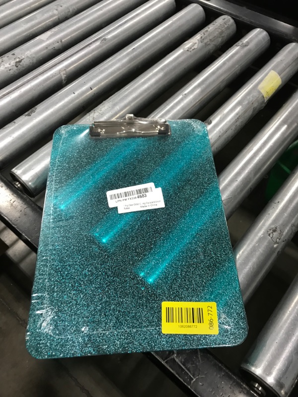Photo 1 of 1 Pcs Clear Glitter Clipboards, Plastic Clipboard with Pen Holder,Size 8.85 x 12.4 in Shiny Clipboards with Low Profile Clip, Cute Hanging Clipboard for Office School Supplies Sparkly Clip board-Green