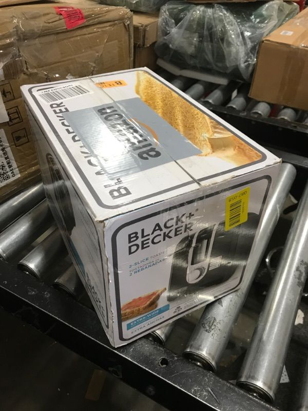 Photo 1 of 2-Slice Extra Wide Slot Toaster