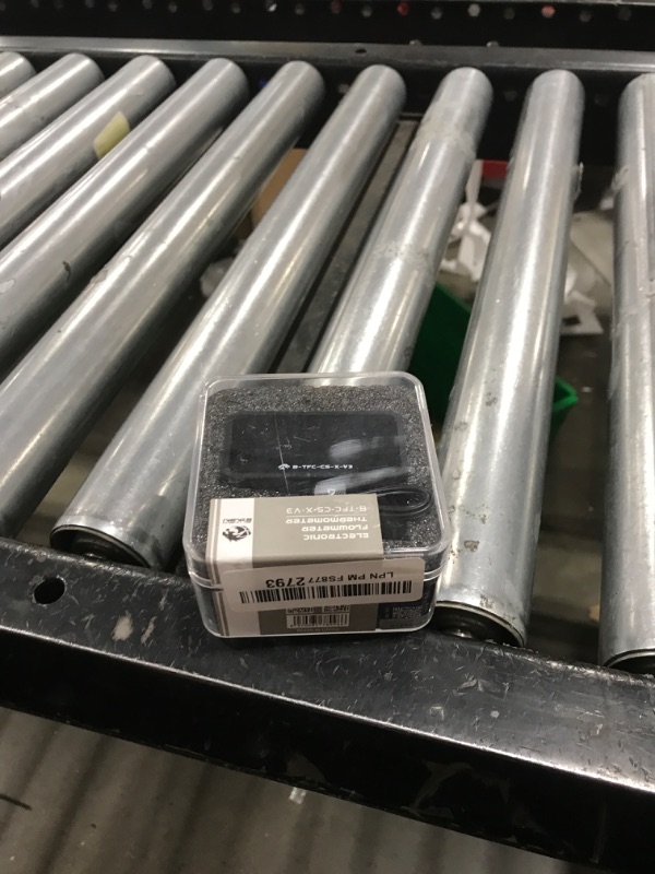 Photo 1 of G1/4" Inline PC Water Cooling Flow Meter, Temperature/Flow/Speed OLED Display Digital Coolant Flow Indicator with Alarm for Desktop PC Water Cooler System