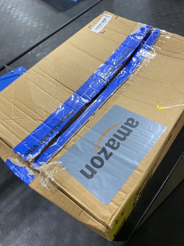 Photo 1 of SOSHOT 6FT Lighted Artificial Palm Tree with Three Trunks and 212 LED Lights with Remote Control and App Waterproof for Tiki Bars, Patios,Beaches,Yards Pool, Cruise Party-Warm White to Multicolor