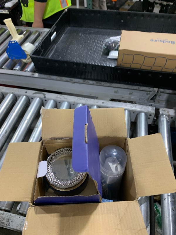 Photo 1 of Ceelpeopar Electric Insulin Cooler Travel Case TSA Approved, Portable Insulin Cooler, Medication Cooler for Travel, 35-46°F Adjustable Smart Insulin Cooler for Medication & EpiPens