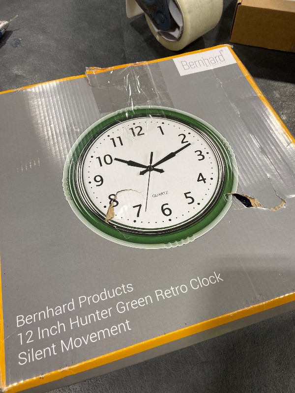 Photo 1 of Bernhard Products Retro Wall Clock 12 Inch Hunter Green Kitchen 50's Vintage Design Round Silent Non-Ticking Quartz Battery Operated Clocks for Home Office School Classroom Kids Bedroom Living Room
