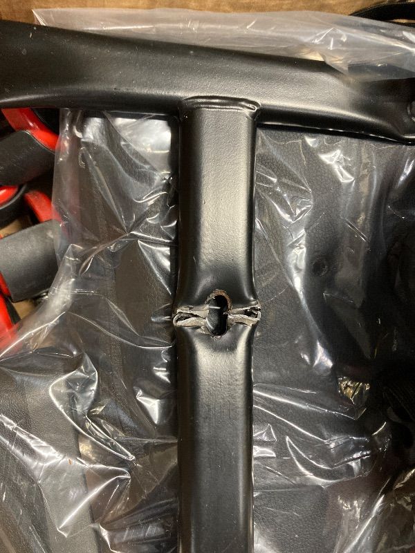 Photo 1 of ***PURCHASE FOR PARTS ONLY***Seenda GCPro-10 Gaming Chair, Big and Tall Video Game Chair with Footrest, High Back Ergonomic Computer Desk Chair Height Adjustable with Headrest and Lumbar Support
***PURCHASE FOR PARTS ONLY***