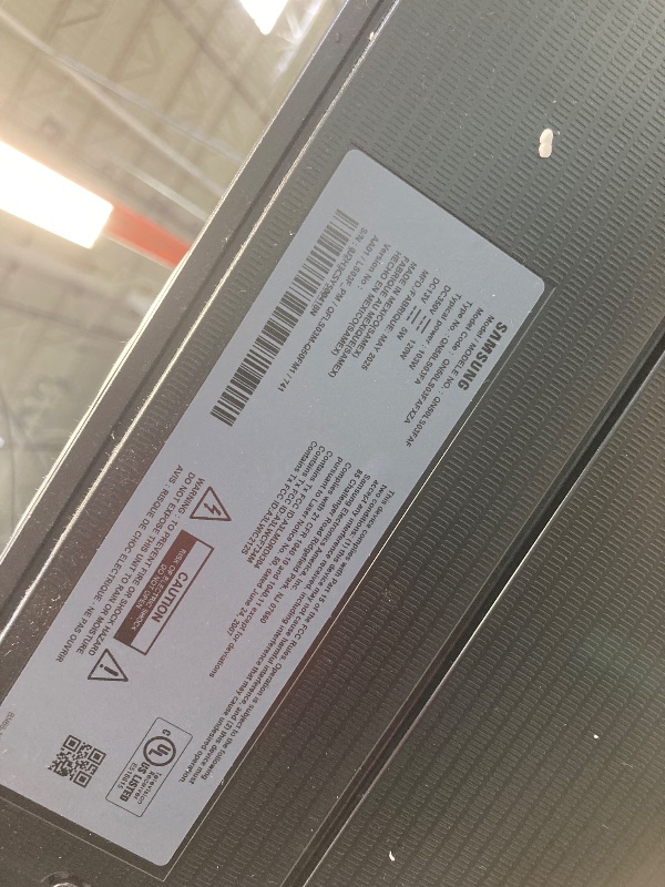 Photo 1 of *****NO RETURN***Samsung 50-Inch Class The Frame LS03F 4K QLED Smart TV (2025 Model) Slim Fit Wall Mount, Modern Frame Design, NQ4 AI Gen2 Processor, Art Mode, Artful Picture Quality, Samsung Vision AI, Alexa Built-in