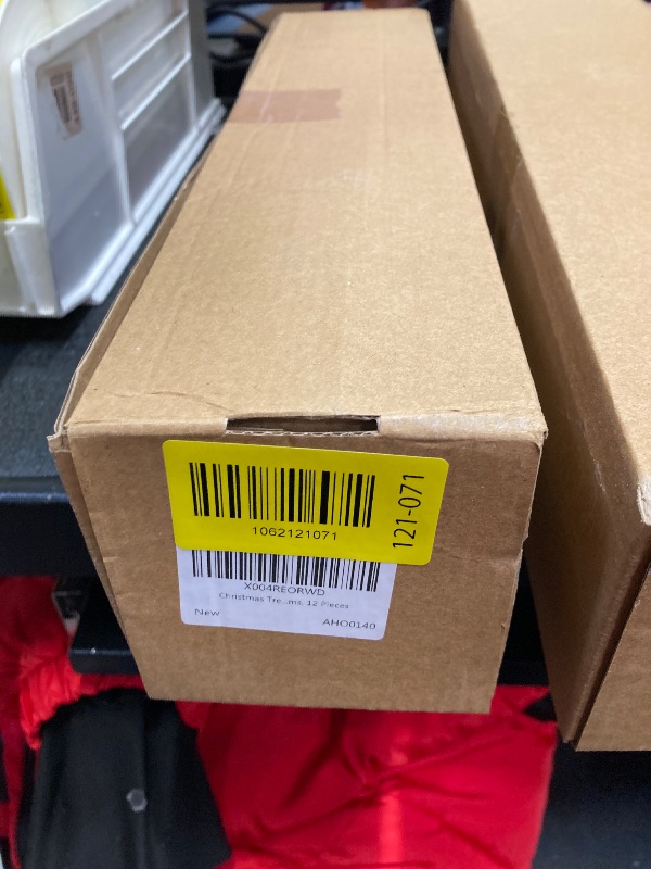 Photo 1 of 12 Pcs Christmas Tree Topper 3 Style Lime Green Furry Curly Spiral Stems Ornament with Red Ball Decoration for Xmas Tree Picks Wreath Garland Vase Filler Home Office Craft Holiday Party Decor