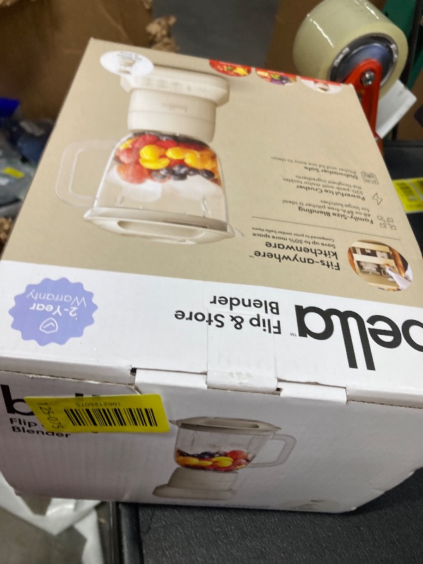 Photo 1 of ***PARTS ONLY -SELLING AS NON-FUNCTIONAL*** bella 10 Speed Countertop Blender, Juicer & Smoothie Maker, Fits-anywhere™ Kitchenware, Slim Flip & Store Design, Dishwasher Safe 48oz Capacity Pitcher & Lid, Stainless Steel Blade, 450 Watt, Oatmilk