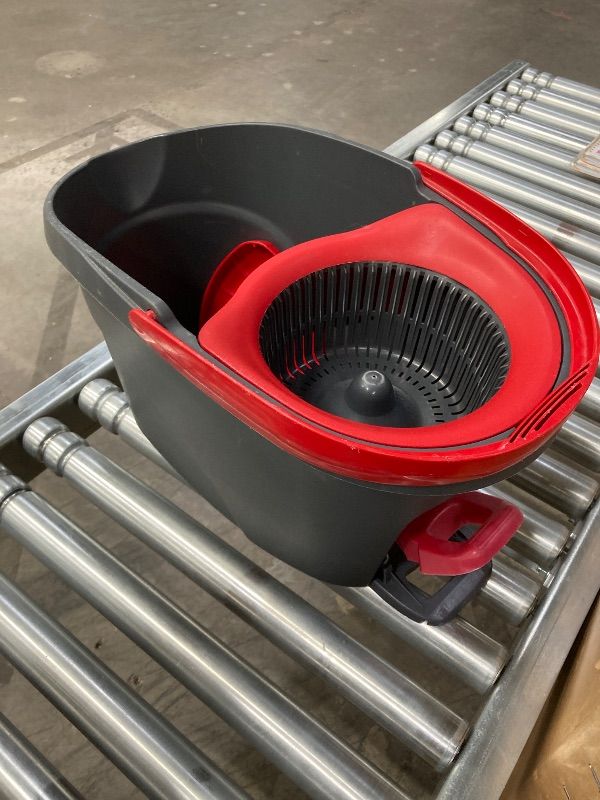 Photo 1 of ***MISSING MOP HANDLE*** O-Cedar Easy wring Microfiber Spin Mop & Bucket Floor Cleaning System with 1 Extra Refill, Red / Gray