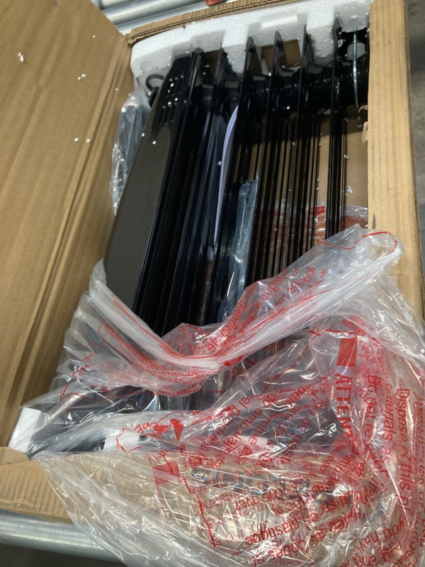 Photo 1 of ***It is used, it is missing a part and it is not known if it is missing a part, it is not known if it works 100%****PELONIS Radiator Heater for Large Space, Electric Oil Filled Radiator, Dual Knobs, 1500W, Quiet Space Heater, 3 Modes, Tip-over Protection