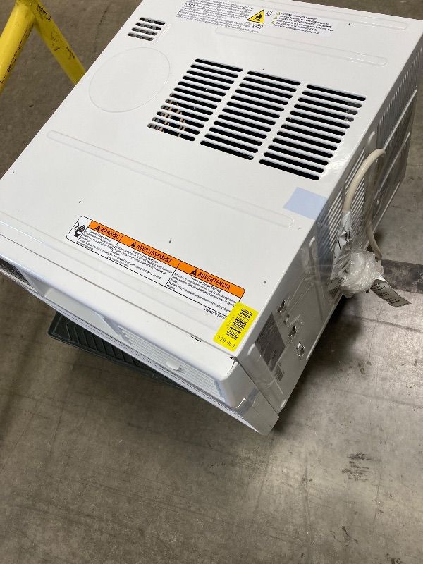 Photo 1 of ***DAMAGED SELLING AS PARTS ONLY***Whirpool Window Air Conditioner, 8,000 BTU up to 350 Sq Ft. | Supplemental Heat, Heater for Apartment, Living Room, Bedroom,