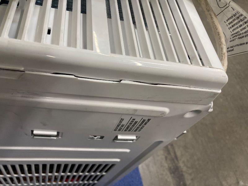 Photo 1 of ***DAMAGED SELLING AS PARTS ONLY***Whirpool Window Air Conditioner, 8,000 BTU up to 350 Sq Ft. | Supplemental Heat, Heater for Apartment, Living Room, Bedroom,