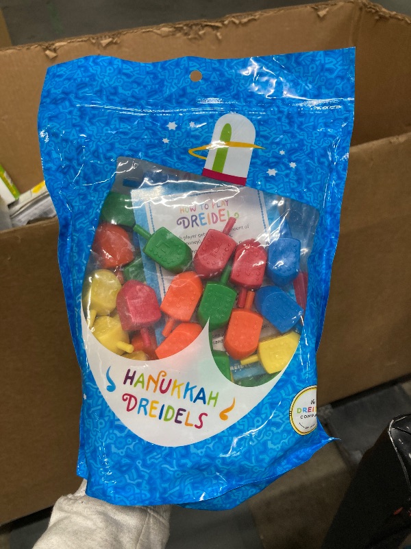 Photo 1 of 100-Pack Hanukkah Dreidels Multicolor Plastic Chanuka Draydels with English Transliteration, Includes Dreidel Game Instruction Cards