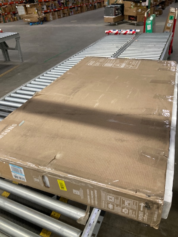 Photo 1 of ** no returns, no refunds** Samsung 65-Inch Class QLED Q7F Series Samsung Vision AI Smart TV (2025 Model, 65Q7F) Quantum HDR, Object Tracking Sound Lite, Q4 AI Gen1 Processor, 4K upscaling, Gaming Hub, Alexa Built-in