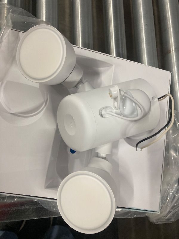 Photo 1 of ***MISSING CAMERA -SELLING AS IS *** Google Nest Cam Floodlight - Outdoor Floodlight Security,  White, 1 Count (Pack of 1)  ***CAMERA NOT INCLUDED***