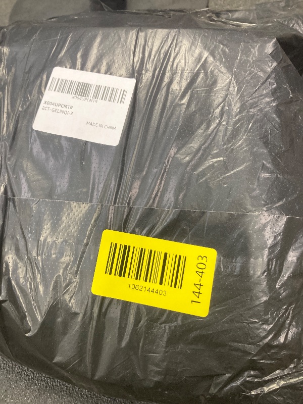 Photo 1 of 100Pcs Christmas Dinnerware Set Christmas Plates Napkins Party Decorations with Plates (9 & 7 inch) Cups Napkins for Xmas Tableware