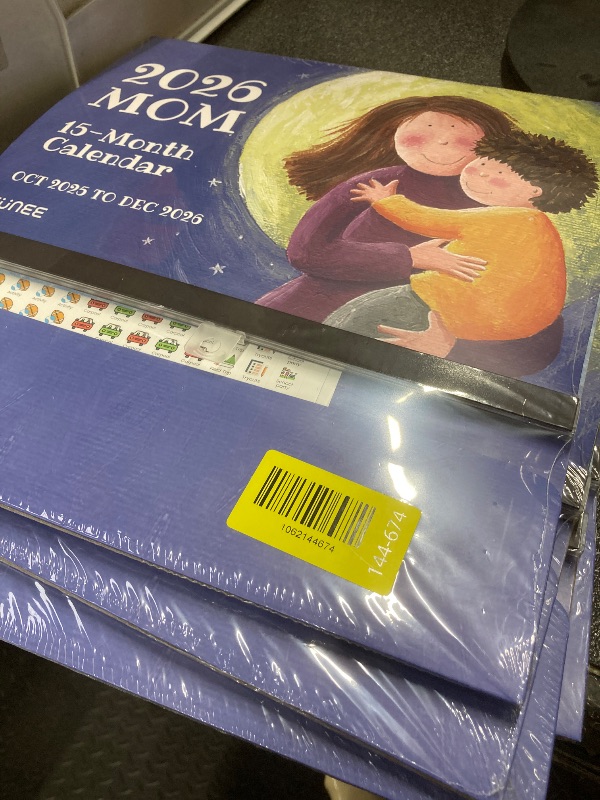 Photo 1 of +4 PACK SUNEE Family Wall Calendar 2026 Magnetic Fridge Calendar 15 Months, Oct. 2025 to Dec. 2026, Moms Calendar 2025-2026 Wall Calendar, Family Organizer Sticks to Refrigerator - over 300 Stickers