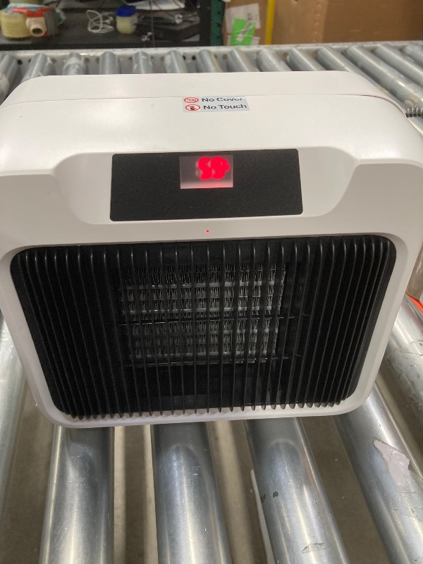 Photo 1 of ***IT IS MADE SO YOU CAN NOT REGULATE TEMP. IT IS MADE TO REACH 80 THEN WHEN IT GOES DOWN TO 70 IT KICKS BACK ON***Dog House Heater With Thermostat,Heated Dog House With 6FT Anti Chew Cord and 2 Heating Mode (300/600W), Safe Pet House Heater for Dogs Chic