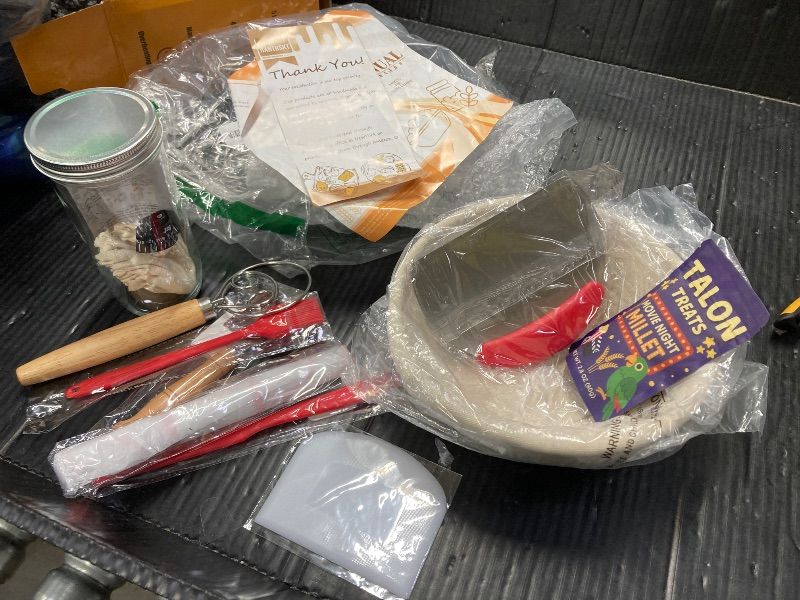 Photo 1 of ***MISSING PIECES***Complete Sourdough Starter Kit, Banneton Bread Proofing Basket with Glass Sourdough Starter Jar, Sourdough Bread Baking Supplies, 9'' Round Bread Proofing Basket, for Bread Making Baking Fermentation***MISSING PIECES***