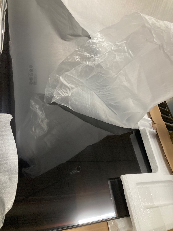 Photo 1 of **PARTS ONLY***Samsung 65-Inch Class QLED Q7F Series Samsung Vision AI Smart TV (2025 Model, 65Q7F) Quantum HDR, Object Tracking Sound Lite, Q4 AI Gen1 Processor, 4K upscaling, Gaming Hub, Alexa Built-in