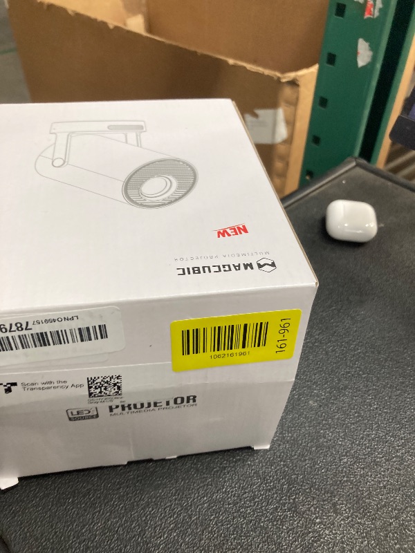 Photo 1 of ?Electric Focus?Magcubic Mini Projector 4K Support, Smart Projector with WiFi 6 and Bluetooth 5.4, 5W Soundbase Speaker, 180° Rotation, Portable Proyector for Home Theater