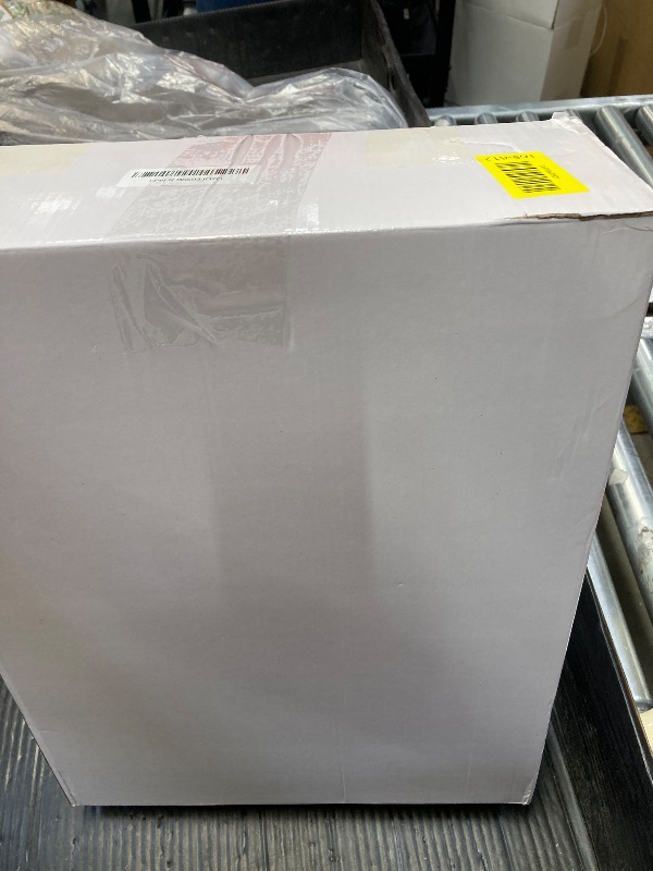 Photo 1 of ***cracked***Talented Kitchen Square Glass Food Storage Containers - Airtight & Labeled Glass Kitchen Storage Containers - Space-Saving Stackable Square Pantry Jars - Pack of 6, 24/37/51 fl oz***cracked***