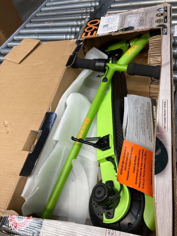 Photo 1 of ***is broken ***Razor Green Label E90 Electric Scooter for Kids Age 8 and Up, Power Core High-Torque Hub Motor, Up to 10 mph, All-Steel Frame
