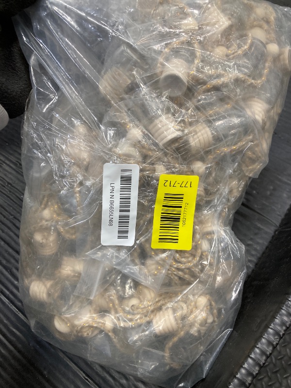 Photo 1 of 100pcs 8ml Hanging Car Air Freshener Diffuser Car Diffuser Bottles,Empty Refillable Clear Glass Essential Oil Fragrance Perfume Pendant Glass Vials with Wooden Caps Car Diffuser Air Freshener