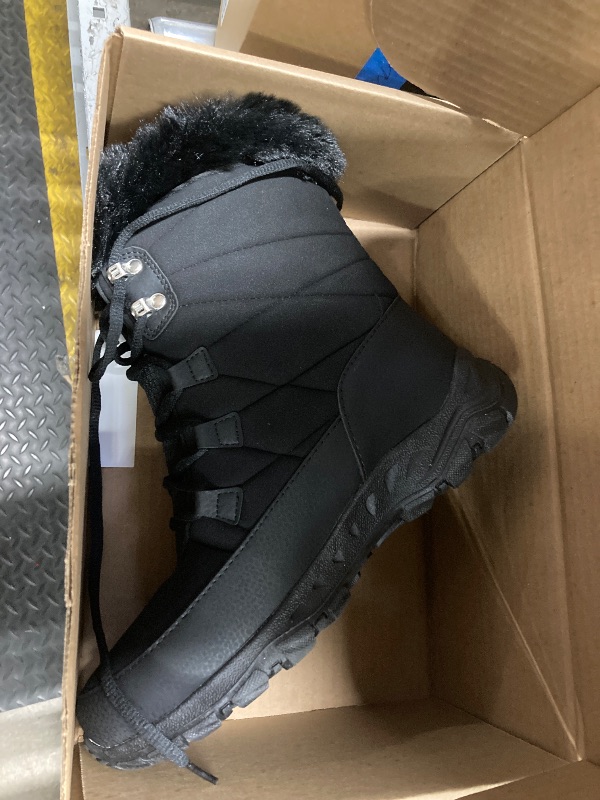 Photo 1 of ****ONLY RTIGHT Side ****Lands' End Expedition Max Waterproof Insulated Womens Snow Boots, Winter Boots for Women, Medium or Wide Width Sizes 6 to 11, Black, Brown, Blue, White or Grey Winter Shoes - Black, 8.5 Medium