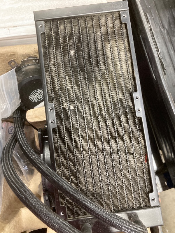 Photo 1 of **PARTS ONLY**CoolerMaster MasterLiquid ML240L RGB V2, Close-Loop AIO CPU Liquid Cooler, Gen3 Dual Chamber Pump, 240mm Radiator, SickleFlow 120 PWM ARGB, AMD Ryzen AM5/AM4, Intel LGA1700/1200 (MLW-D24M-A18PC-R2)