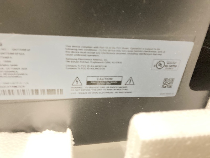 Photo 1 of ***BROKEN***NO RETURNS*NO REFUNDS* NO EXCEPTIONS***Samsung 77-Inch Class OLED S90F 4K Smart TV (2025 Model) NQ4 AI Gen3 Processor, Upscaling Pro, HDR +, Motion Xcelerator 144Hz, Samsung Vision AI, Alexa Built-in  ***BROKEN***NO RETURNS*NO REFUNDS* NO EXCE