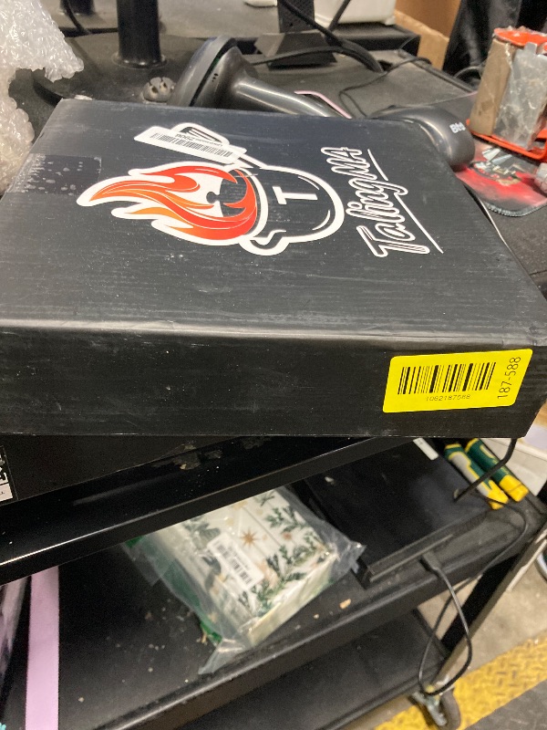 Photo 1 of ***USED-DAMAGED -SELLING AS IS *** TalingMA 9-Inch Non Stick Frying Pans, Stainless Steel Skillet with Honey Design, Non Toxic Frying Pan with Cool-Touch Handle, Dishwasher Safe, Easy Use in the Kitchen