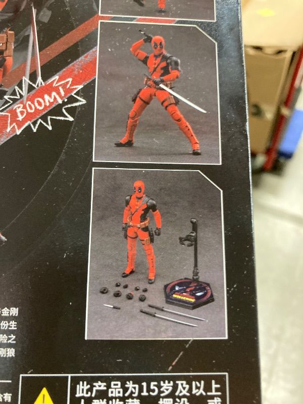 Photo 1 of ***MISSING PARTS -SELLING AS INCOMPLETE*** HWC Trading Ryan Reynolds Deadpool Presents