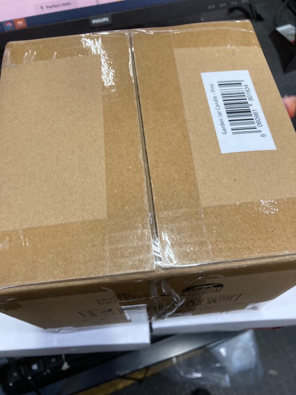 Photo 1 of ***CANDLE SCENT LEAKED OUT SOME FROM TOP***Pine Candle Large Volcano Jar -19oz 4"x5" Giant Candle with Wooden Wick, Gold Leaf Foil Gift Box & Highly Protective Shipping Box - Spotless Leopard***CANDLE SCENT LEAKED OUT SOME FROM TOP***