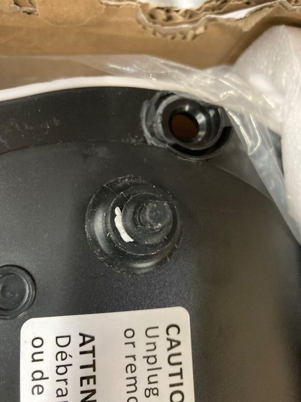 Photo 1 of **BOTTOM CORNER RUBBER TIP BROKE OFF**Kitchen in the box Stand Mixer - 6.5 Quart Mixing Bowl with Handle, 900 Watt Heavy Bread Dough Standing Mixers Tilt-head with Dough Hook, Whisk, Flat Beater and Splash Guard (Cream)