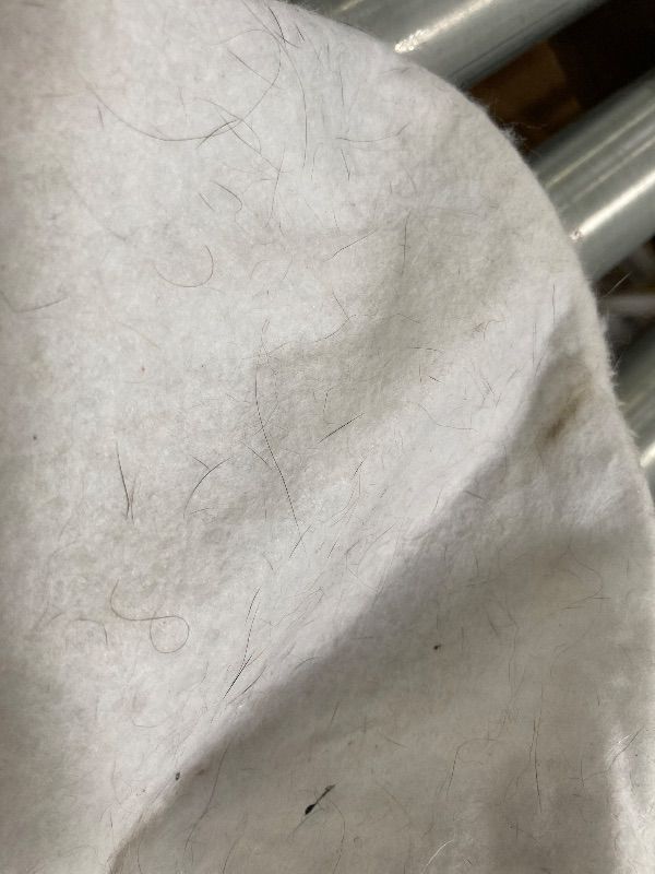 View 2 of ***HAS PET HAIR*NEEDS CLEANING***SYITCUN Christmas Tree Skirt, 48inch White and Gold Tree Skirt, Faux Fur Xmas Tree Skirt for 4 5 6 7 8 9 Ft Christmas Trees, Thicker Plush Christmas Tree Decorations***HAS PET HAIR*NEEDS CLEANING***