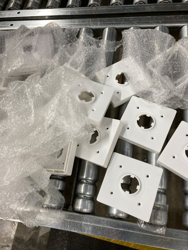 Photo 1 of ****CAPS ONLY -NO LIGHTS -SELLING AS IS *** VOLISUN Solar Post Caps Outdoor Waterproof, RGB Modes Fence Post Caps, for 4x4 x5 x6 Wooden/Vinyl(White)