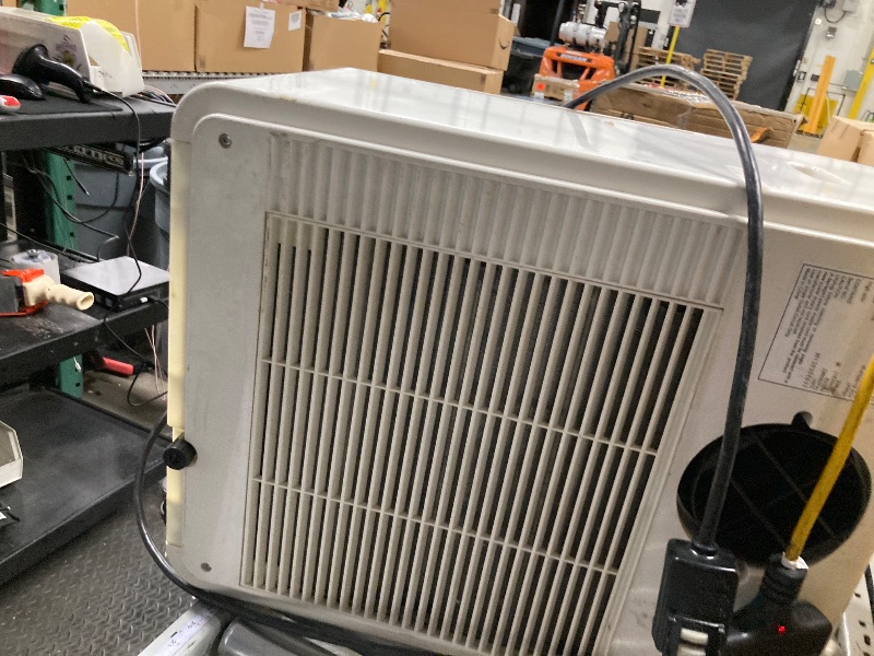 Photo 1 of ** parts only** haier air conditioner