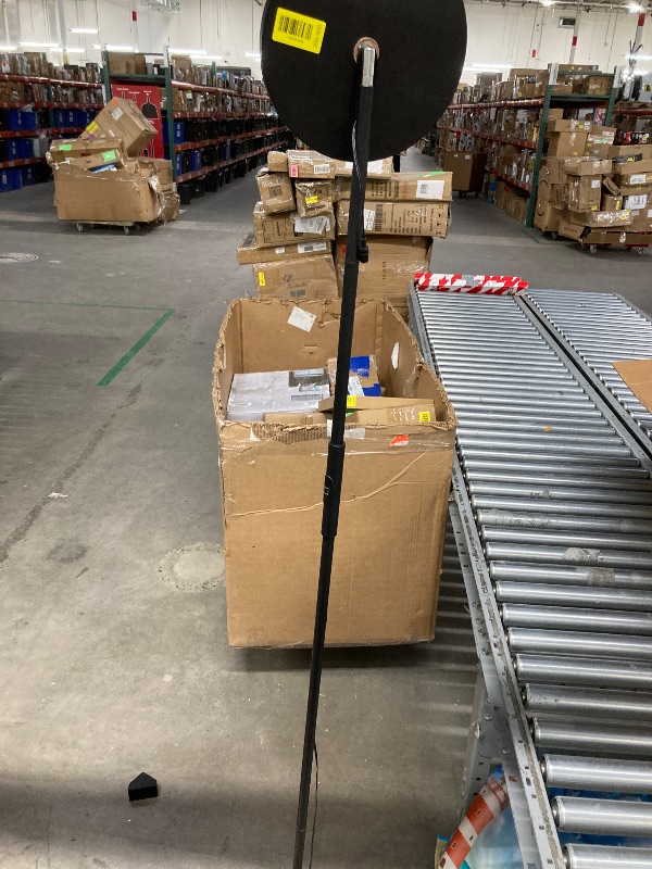 Photo 1 of *Light piece missing/Cords missing* LED Floor Lamp, Black