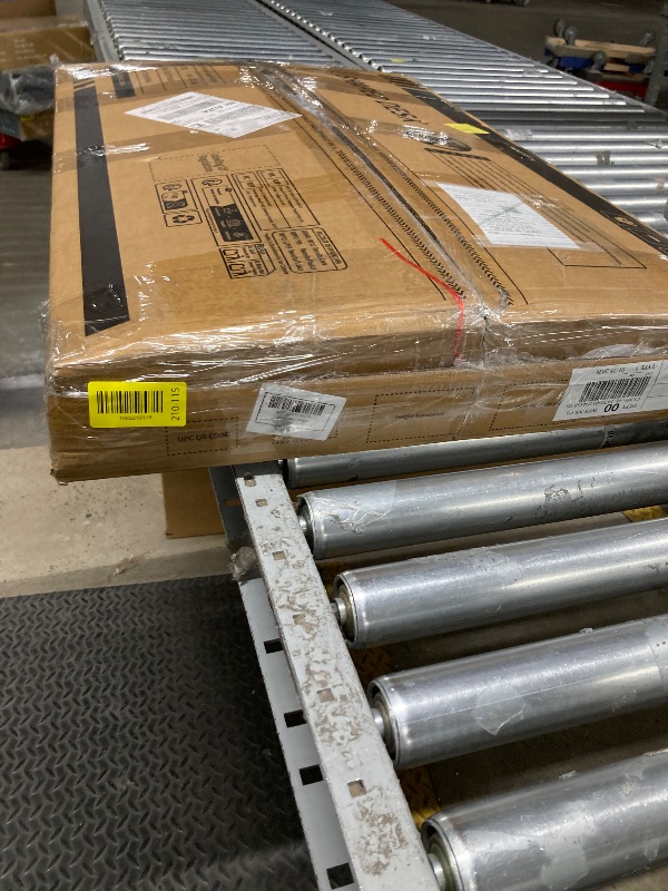 Photo 1 of *Screw damage* Casacomoda Computer Desk L Shaped, 51 Inch Reversible L Shaped Desk, Gaming Desk, Home Office Desk, Carbon Fiber Black
