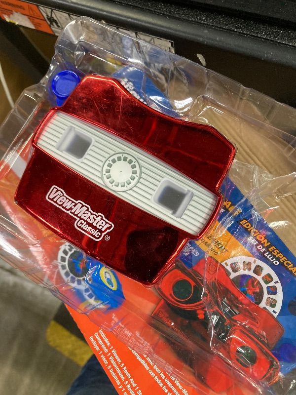 Photo 1 of ***MISSING PARTS -SELLING AS IS***View Master Classic with Discovery Kids Reels - Metallic Viewfinde- STEM, Retro, Nature Learning Toy for Kids and Adults, Toddlers, Ages 3+