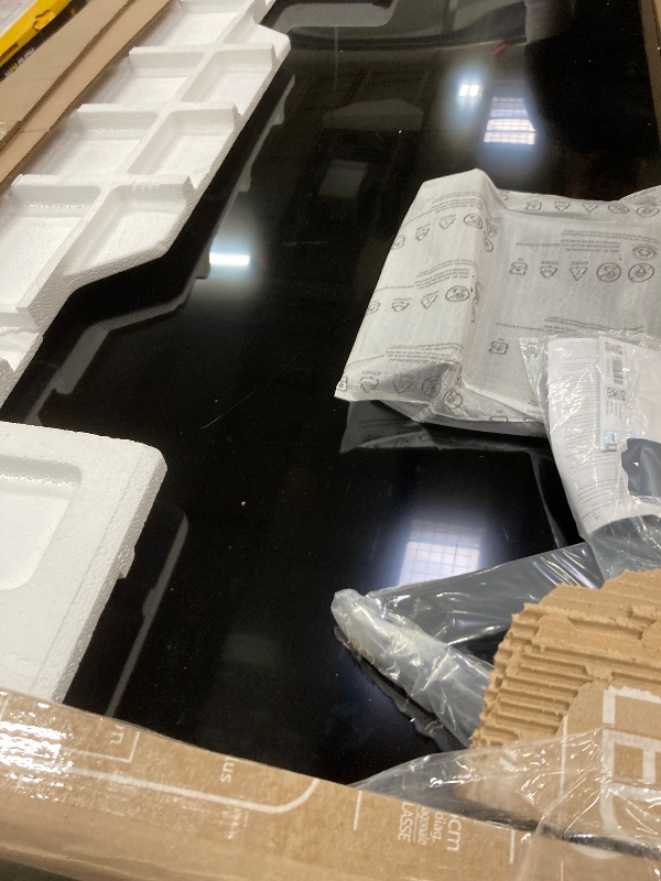 Photo 1 of ****No refundable****
****Parts only****

Samsung 65-Inch Class Neo QLED 4K QN80F Series, Vision AI, Mini LED Smart TV (2025 Model, 65QN80F) Neo Quantum HDR, Object Tracking Sound Lite w/Dolby Atmos, NQ4 AI Gen2 Processor, Alexa Built-in