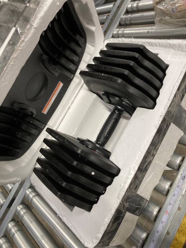 Photo 1 of **ONLY ONE/PARTS ONLY/NO REFUNDS OR RETURNS**Yaheetech Adjustable Dumbbells Set 90LB Adjustable Dumbbells Pair Fast Adjust Weight 2PCS