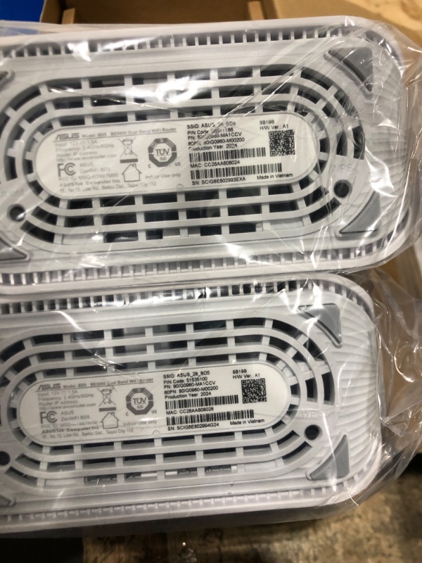 Photo 1 of **ITEM FACTORY SEALED** ASUS ZenWiFi BD5 Dual-Band WiFi 7 Mesh, 5000 Mbps, 5000 sq.ft (2pk), Dual 2.5G Ports, Security and Parental Controls Included, Smart Home Master SSIDs