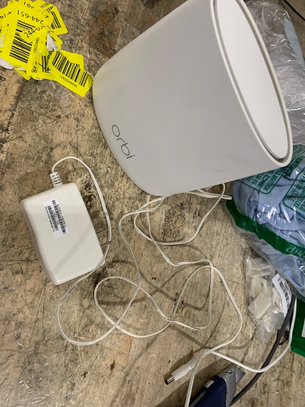 Photo 1 of ***FOR PARTS ONLY /NON-FUNCTIONAL*** NETGEAR Orbi Whole Home Wifi System Add-On Satellite - White (Renewed)