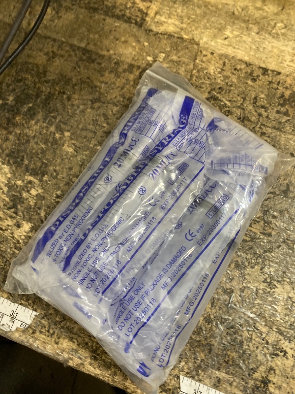 Photo 1 of 20ml Plastic Syringe for Liquids, Oral, Scientific Labs, Measuring, Dispensing, with Cap- 10 Pack 20ml Syringes