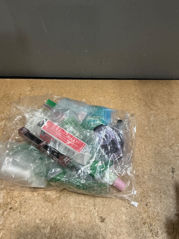 Photo 1 of **FINAL SALE 13 ASSOTRED MISC ITEMS 