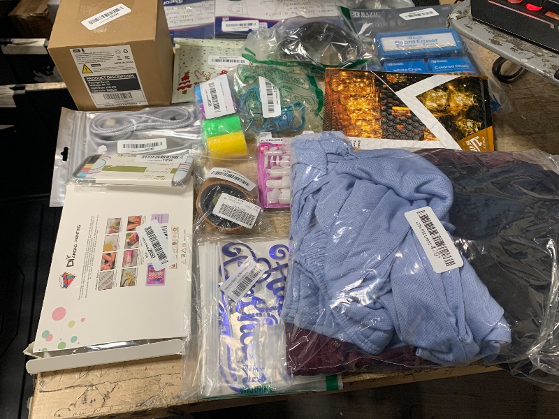 Photo 1 of ** SOLD AS IS BUNDLE OF MISCELLANEOUS AND SORTED GOODS **