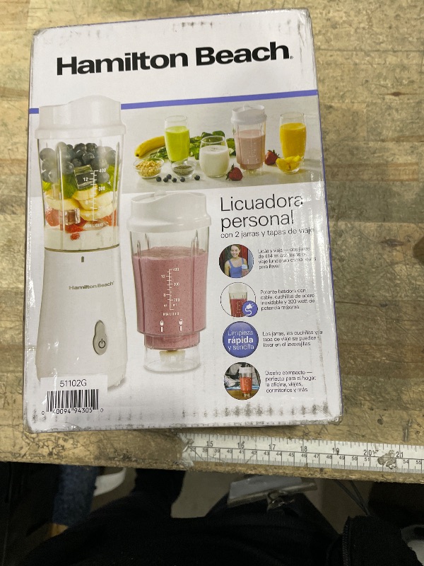 Photo 1 of ** FOR PARTS, ONLY BLENDER**
Hamilton Beach Portable Blender for Shakes and Smoothies, 14 Oz BPA Free Travel Cup & Lid, Durable Stainless Steel Blades, Personal Smoothie Blender, 2 Jars - White (51102V)