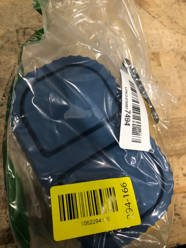 Photo 1 of 2/3/4Pack 8 oz Reusable Silicone Snack Containers with Lids, Mini Containers 2 Compartments Snackle Box for Kids & Adults, Portable Silicone Food Storage Box for Picnic, School, Office (8oz-2C-2Pcs)