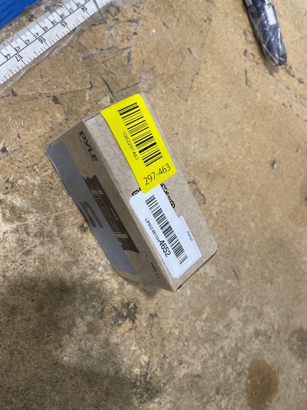 Photo 1 of Pyle Premium Direct Injection Audio Box - 2.36" x 4.09" Passive DI Unit Hum Eliminator w/ Input Attenuator to Connect Guitar & Bass, 1/4'' Impedance Transformer Connector to Balanced & Unbalanced XLR